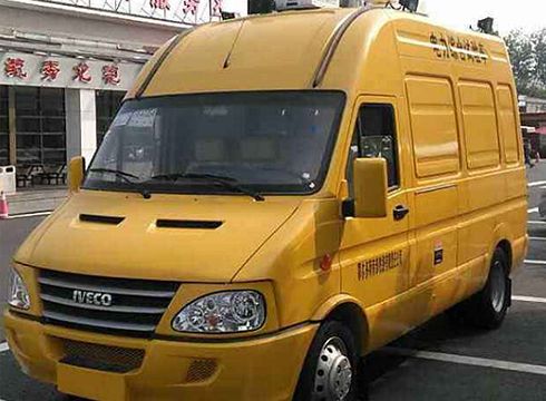 电力综合试验车